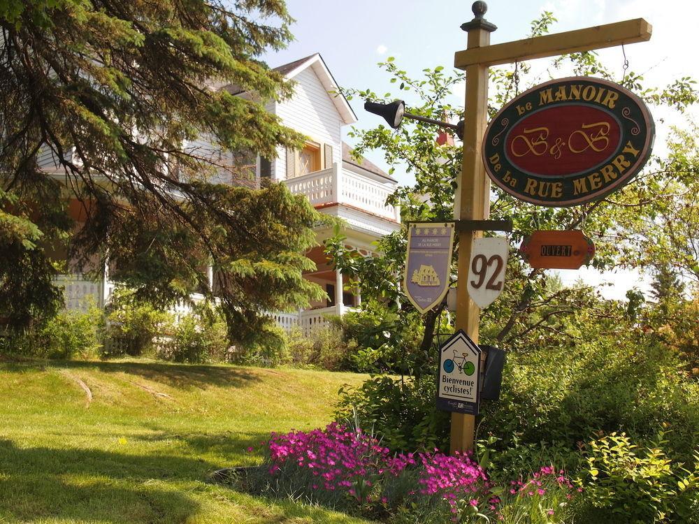 Au Manoir De La Rue Merry Magog Exterior photo